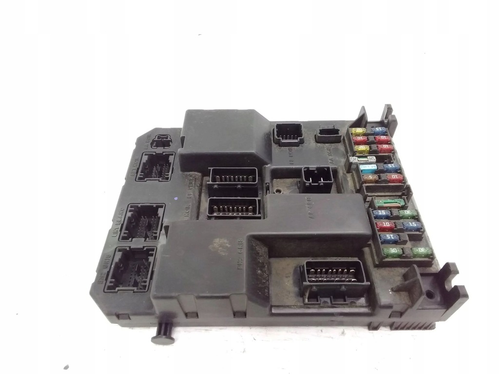 фото №1, Peugeot 307 2003 рамка / модуль предохранителей