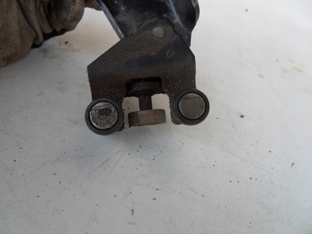 фото №4, Citroen berlingo iii 3 нижня ролик двері бокових лівих