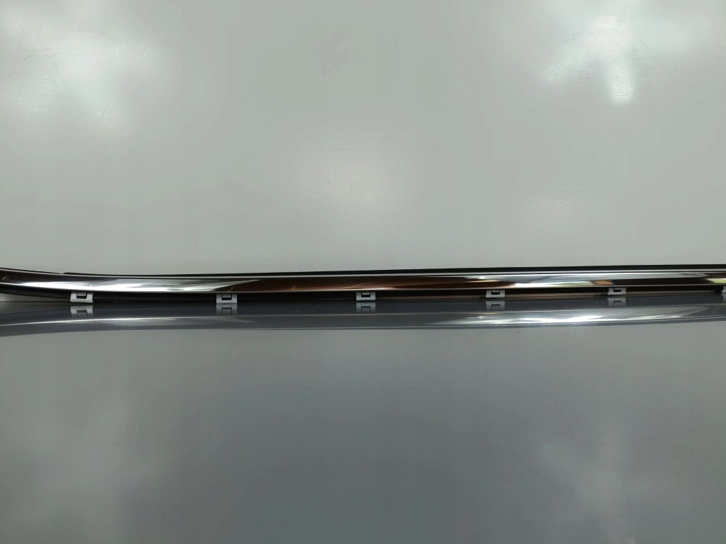 2022 ssangyong rexton молдинг скло задній в Україні