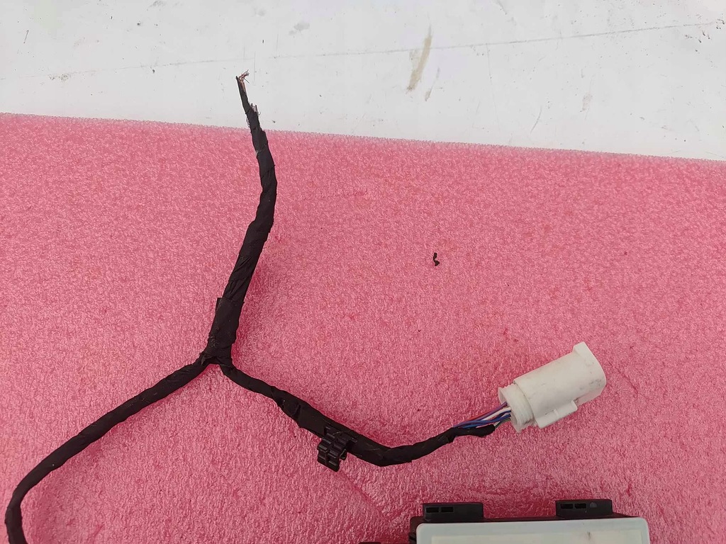 фото №3, Bmw x3 g01 x5 g05 радар датчик поперечина движения 3591