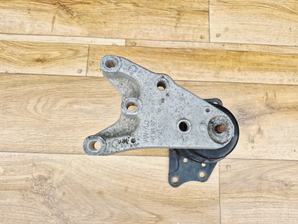 фото №1, Кронштейн двигуна seat ibiza 6q0199185m