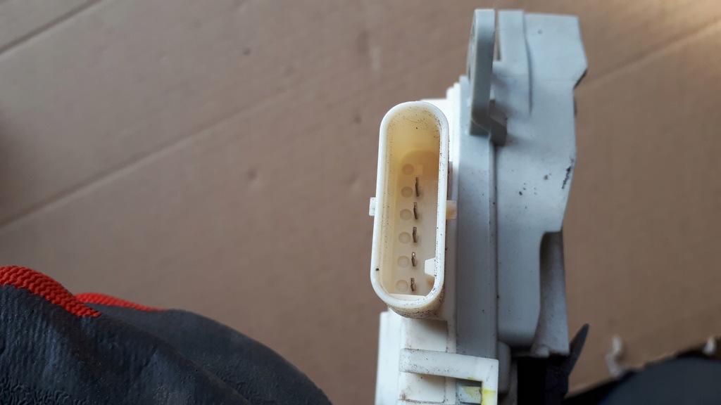 фото №5, A6 c7 4g замок двері правий перед 5pin a7 s4 b8 a5