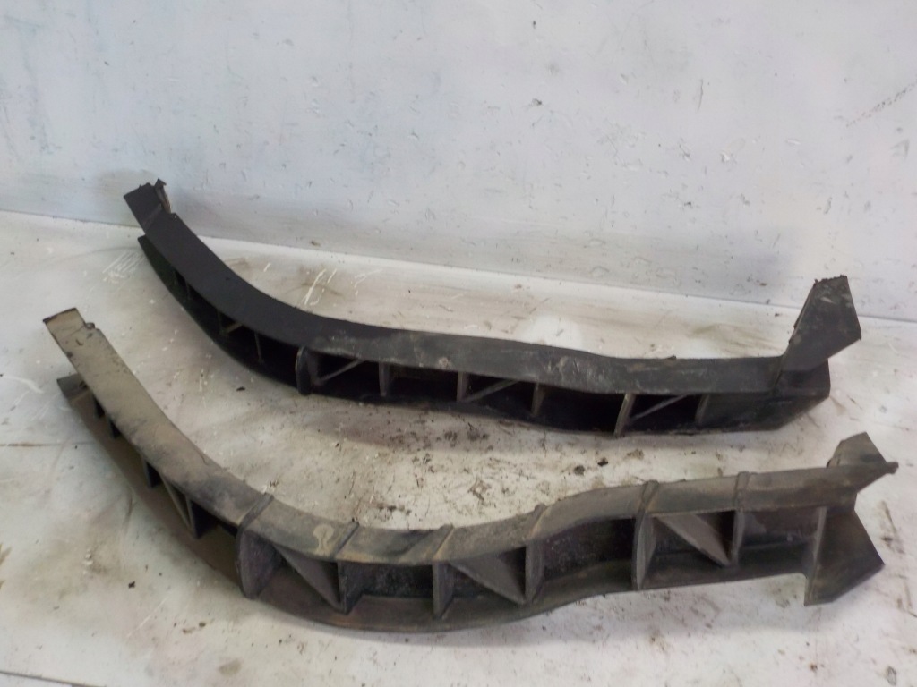 Купить Fiat albea направляющая бампера