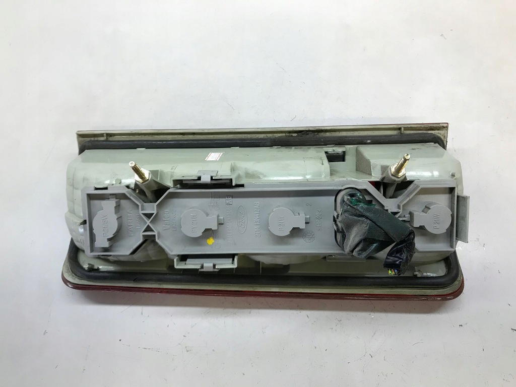 фото №7, Ford transit - tourneo connect 2004 права сторона лампа задня