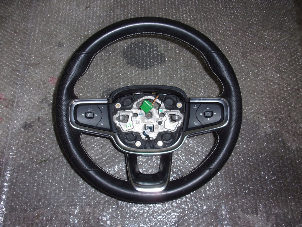 фото №1, Повітропровід шкіряний volvo xc40 ii 18-