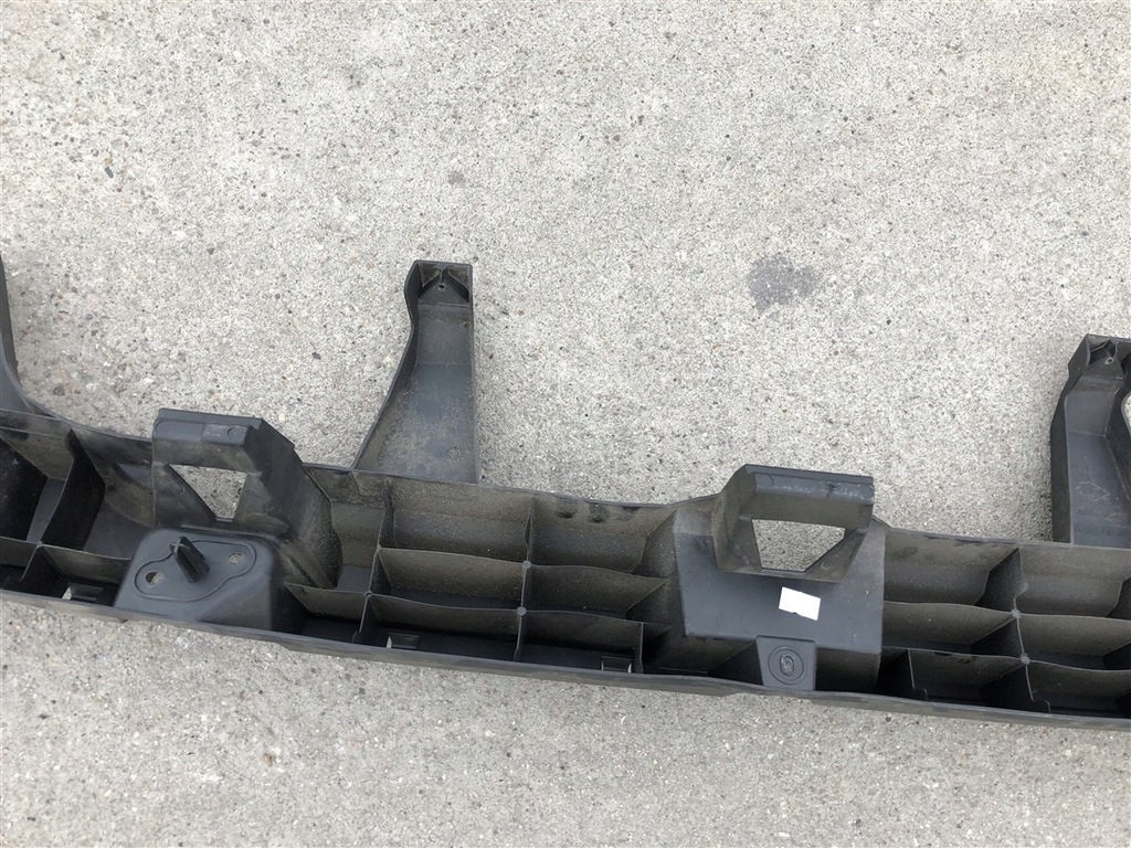 фото №9, Напрямна абсорбер бампера задня dacia duster ii 18-22r