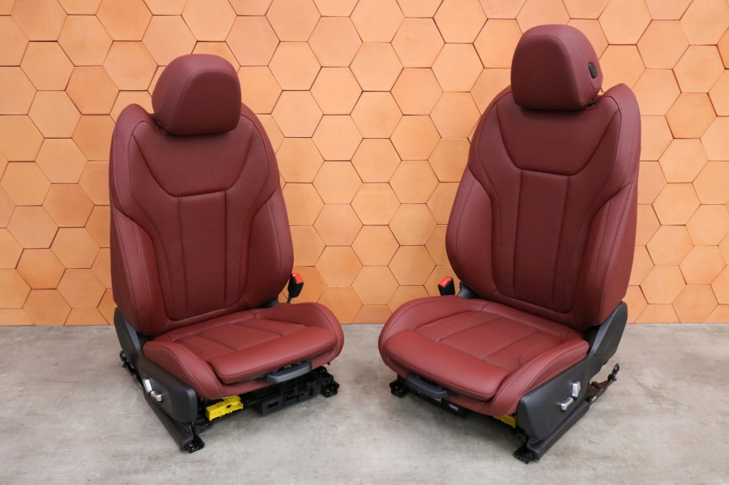 Bmw x4 g02 lci салон сидіння заднє сидіння обшивки sport tacora rot пам'ять 25 km ! в Україні