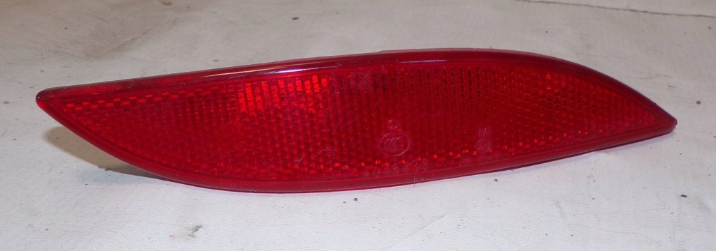 фото №1, Отражатель правый задняя w бампер renault megane iii 265600004r