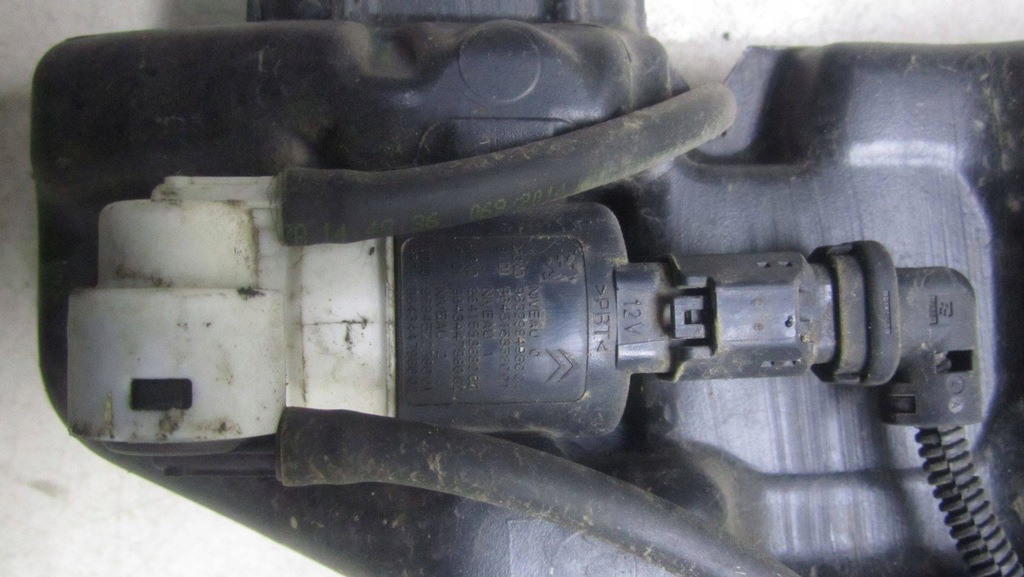 фото №5, Citroen c4 ii picasso бак омивача 13-