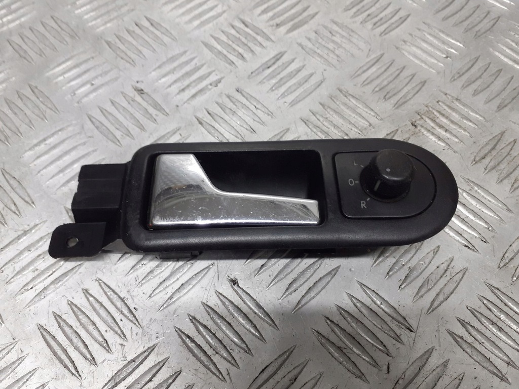 фото №1, Ручка левая передняя внутренняя vw bora 3b1837113l