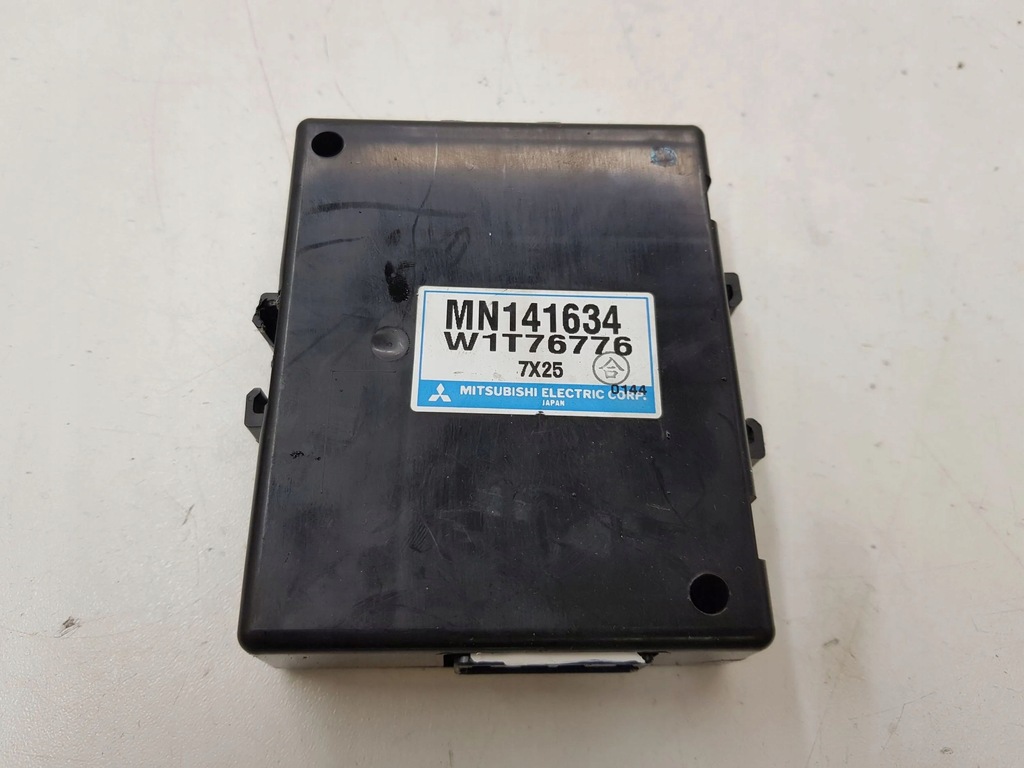 фото №1, Mitsubishi outlander 2009 модуль / блок керування комфорту