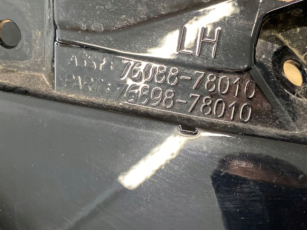 фото №5, Накладка левая молдинг крышки багажника 76088-78010 lexus nx