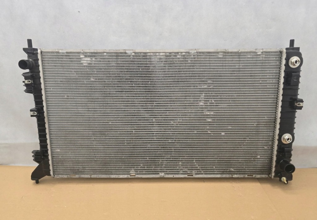 Купить Радиатор воды cadilac escalade 21- 85575817