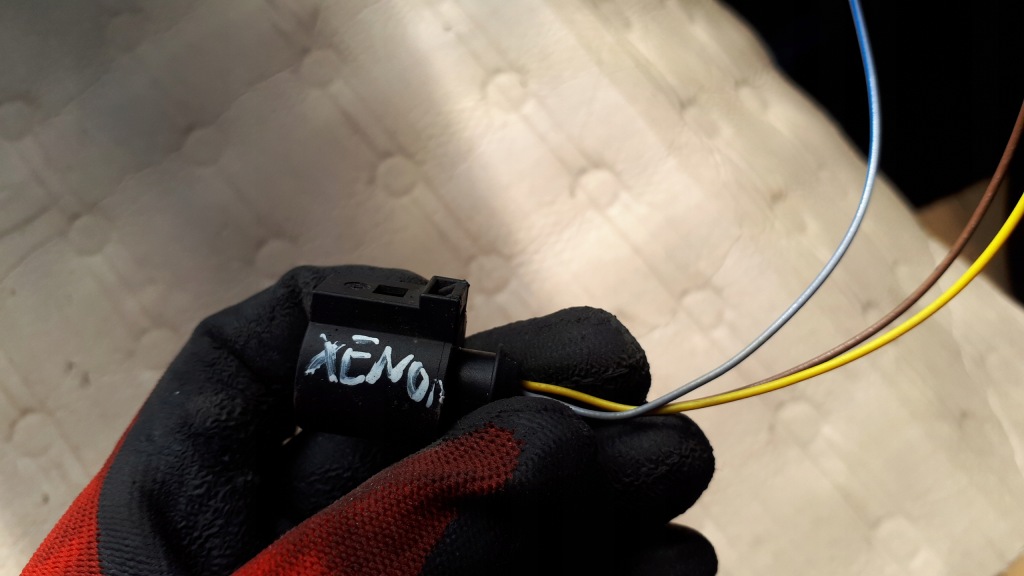 фото №1, A7 4g штекер колодка ксенон 4b0973712 a6 c7 a4 b8