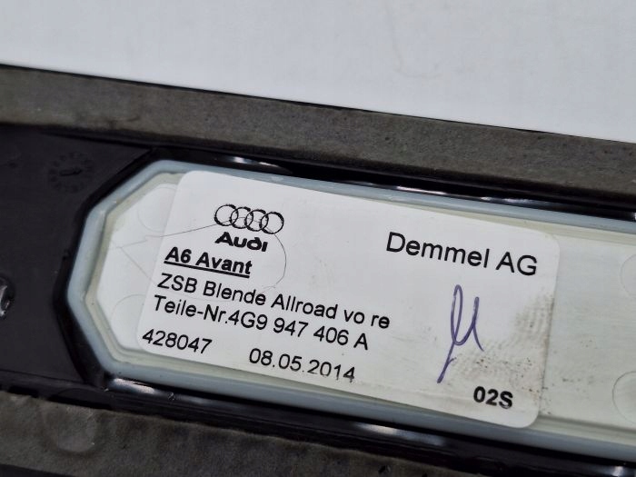фото №9, Audi a6 allroad молдинг накладка порог led правый перед 4g9947406a