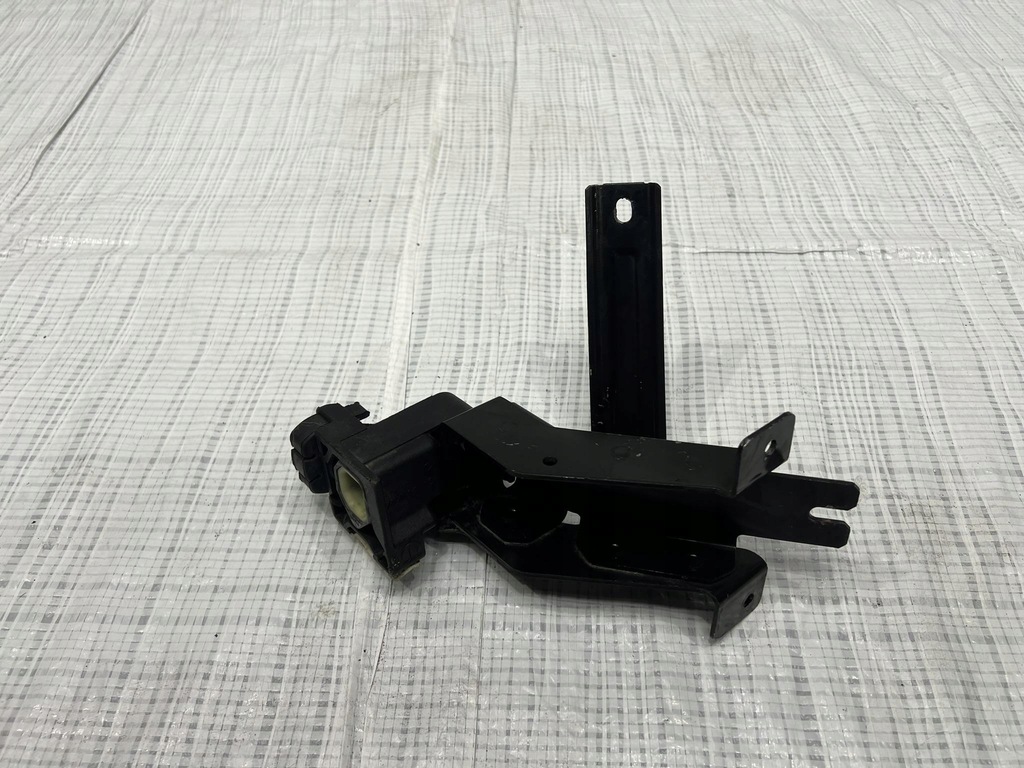 фото №2, Кронштейн кронштейн alfa romeo stelvio quadrifoglio qv