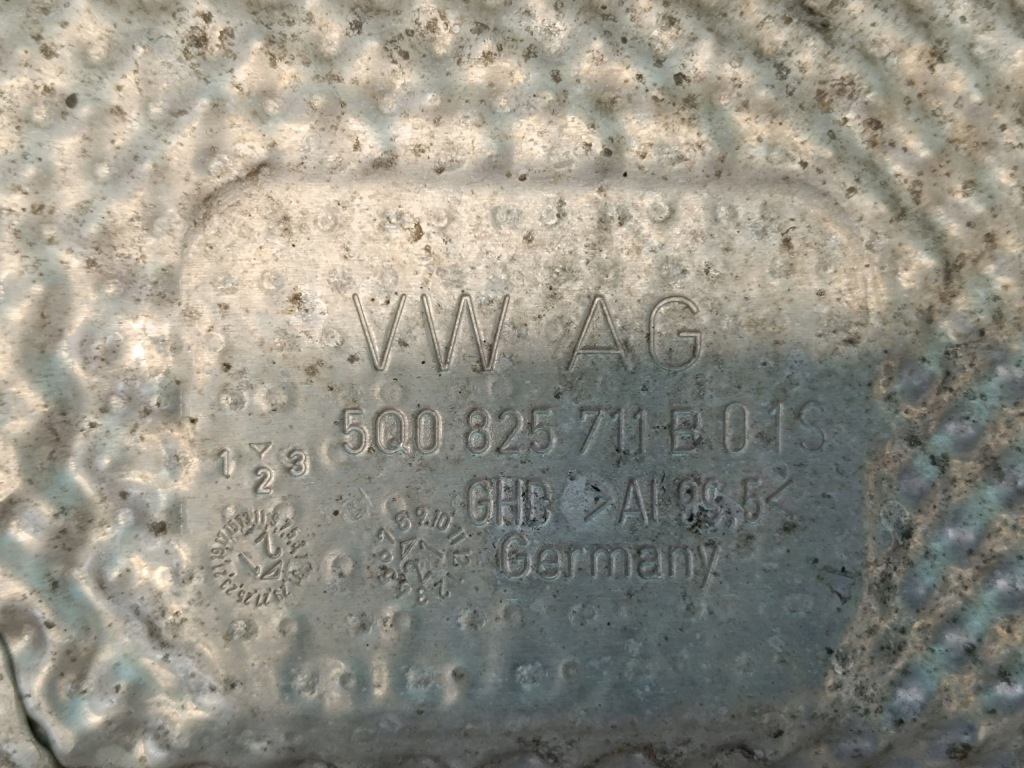 фото №9, Vw golf viii 8 variant 2.0tdi 85kw 2022r защита тепловая 5q0825711b