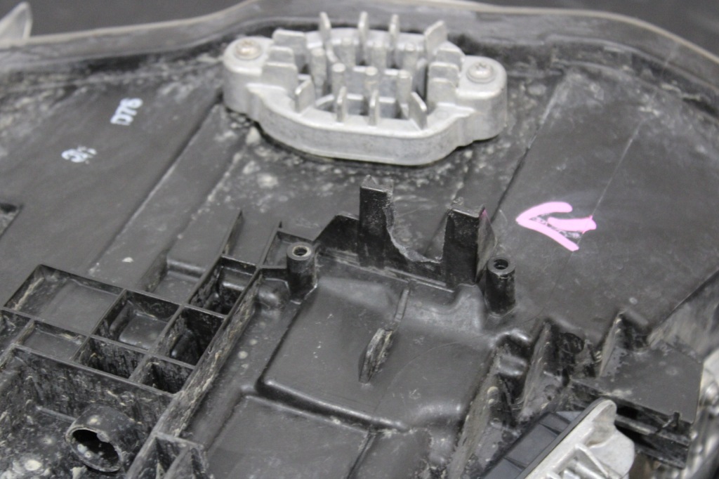 фото №7, Лампа правый перед led bmw 3 f30 lift lci 8738712