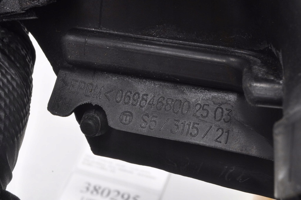 фото №12, Ferrari california 4.3 прокладка дверь правая 069846800