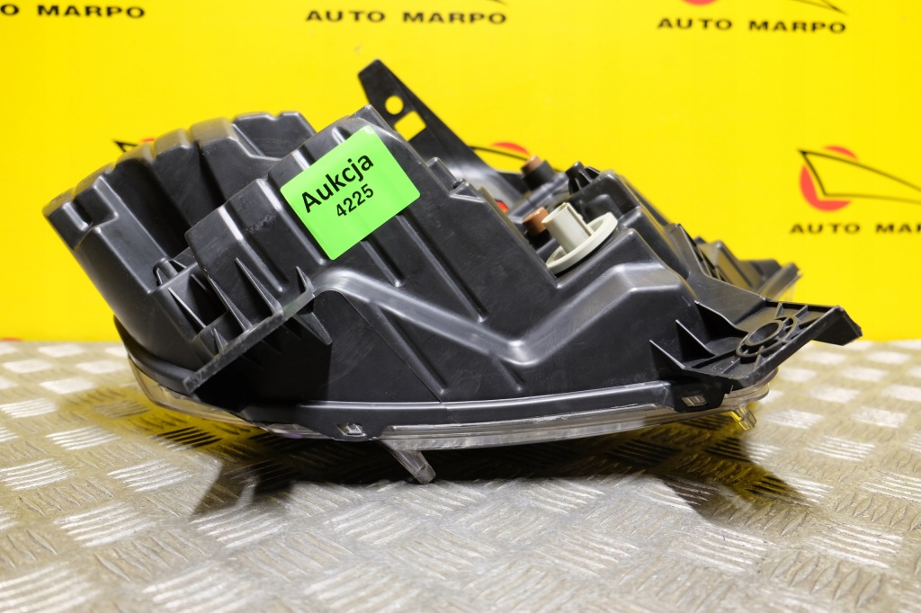 Dodge durango рестайлинг  2021- фара фара led черная l америка Оригинал