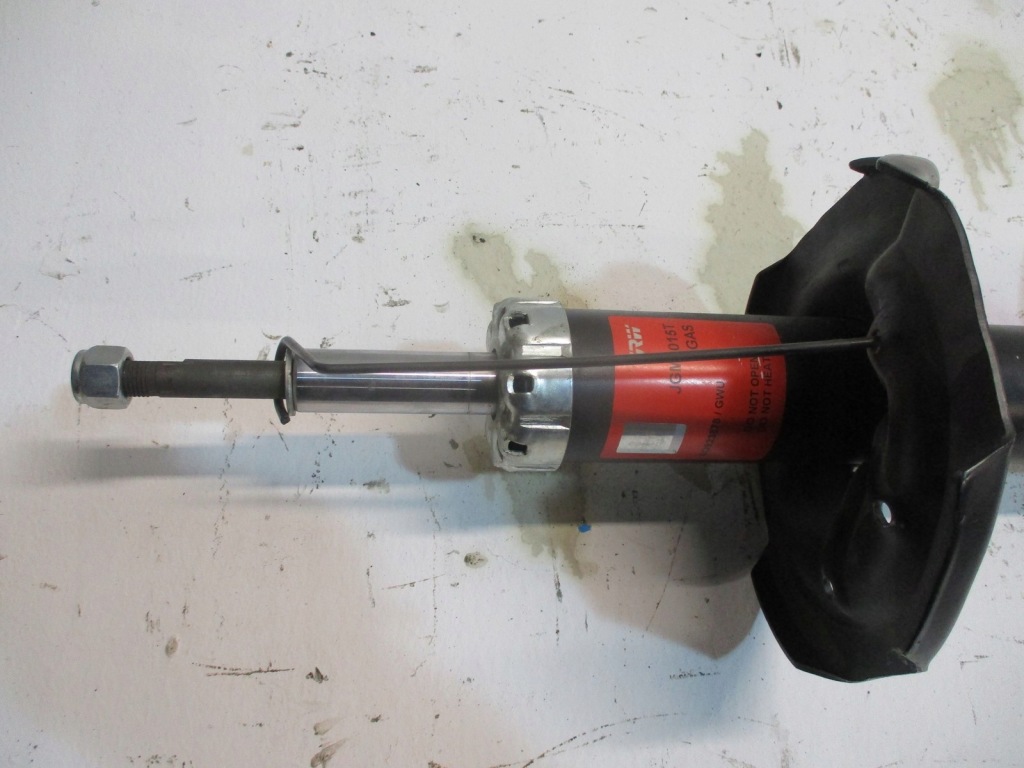 Амортизатор амортизатор mazda 323 jgm1015t Оригинал