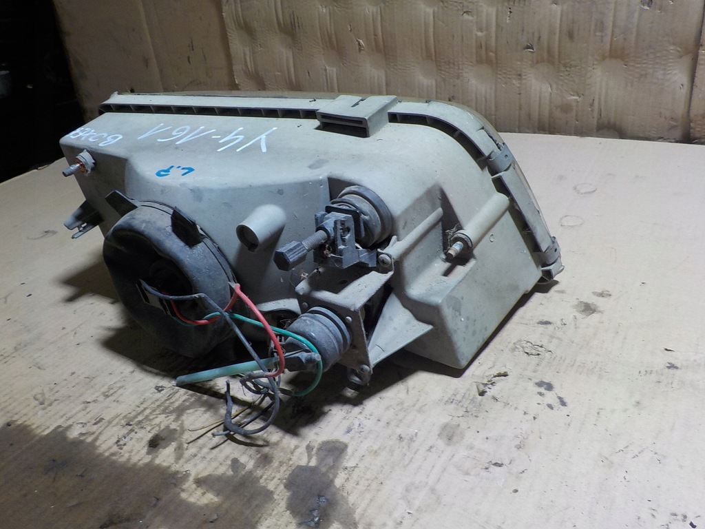 фото №4, Boxer лампа левый перед