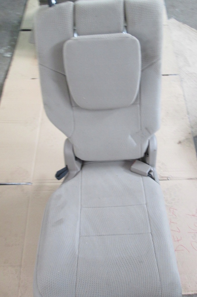 фото №14, Chrysler town country 11 заднє сидіння iii ряд сидіння задня dodge grand caravan