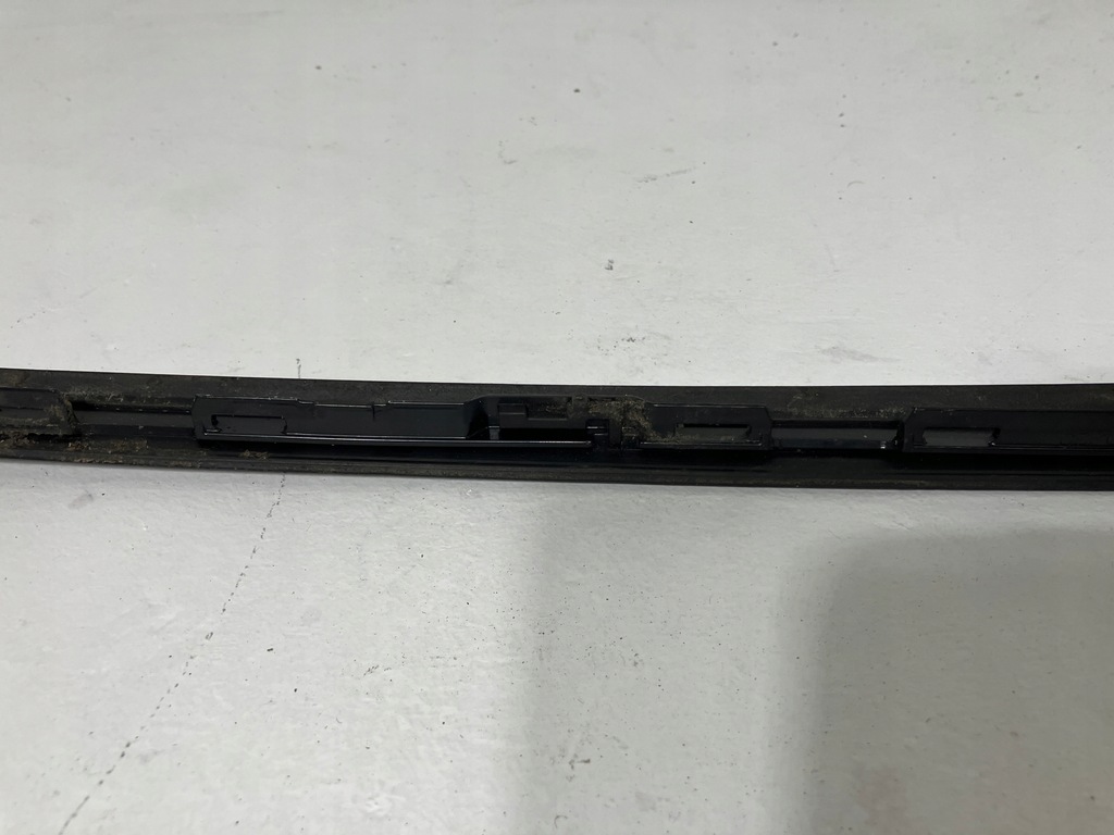 фото №10, Prius iv молдинг скло лобове передньої ліва