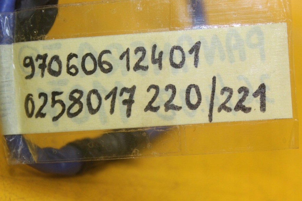 Датчик лямбда-зонд porsche panamera 1 97060612401 1928404687 0258017 220/221 Недорого