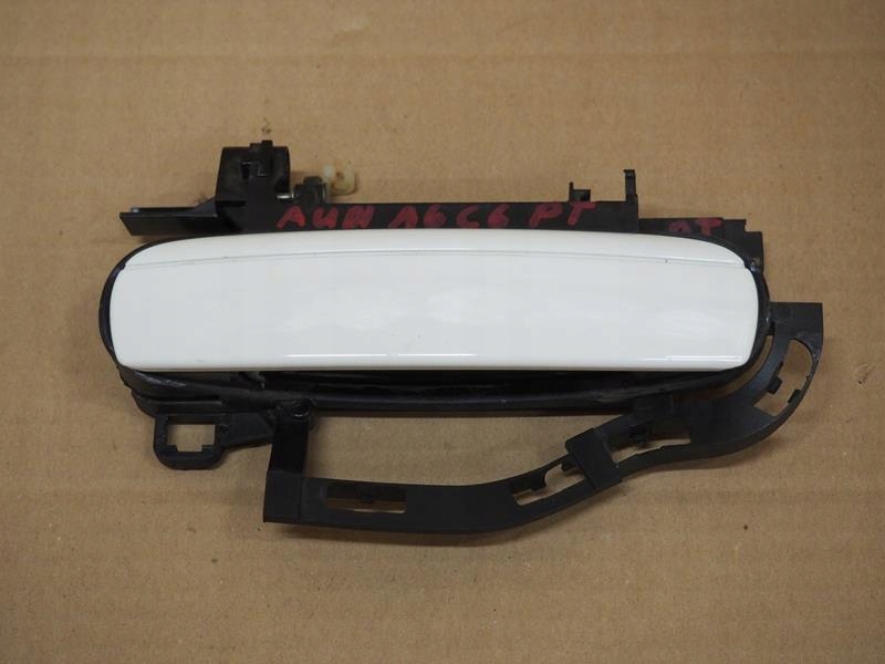 фото №1, Ручка кронштейн дверь правых задних audi a6 c6