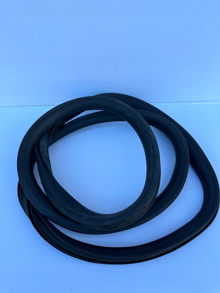 фото №1, Leon iii прокладка дверь правый lub левый перед 5f4867365