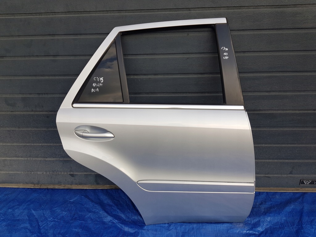 Купить Дверь правый задний  mercedes ml w164 рестайлинг  c775 775