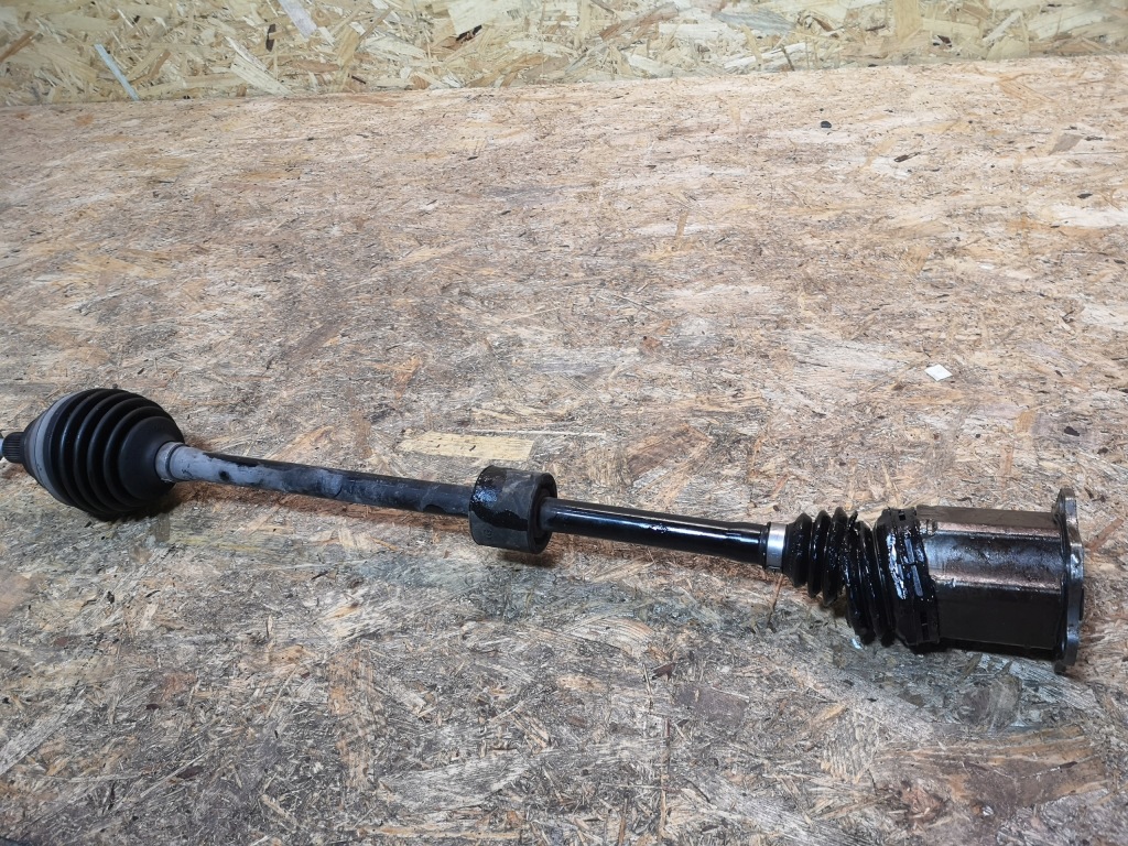 Купить Vw audi seat skoda приводной вал правый  5q0404272dt