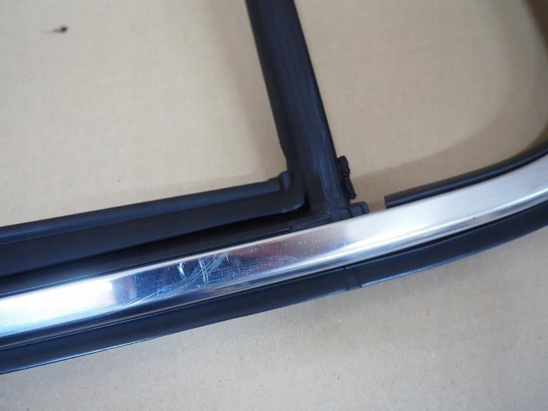 фото №4, Прокладка двері правий задня peugeot 308 ii хетчбек