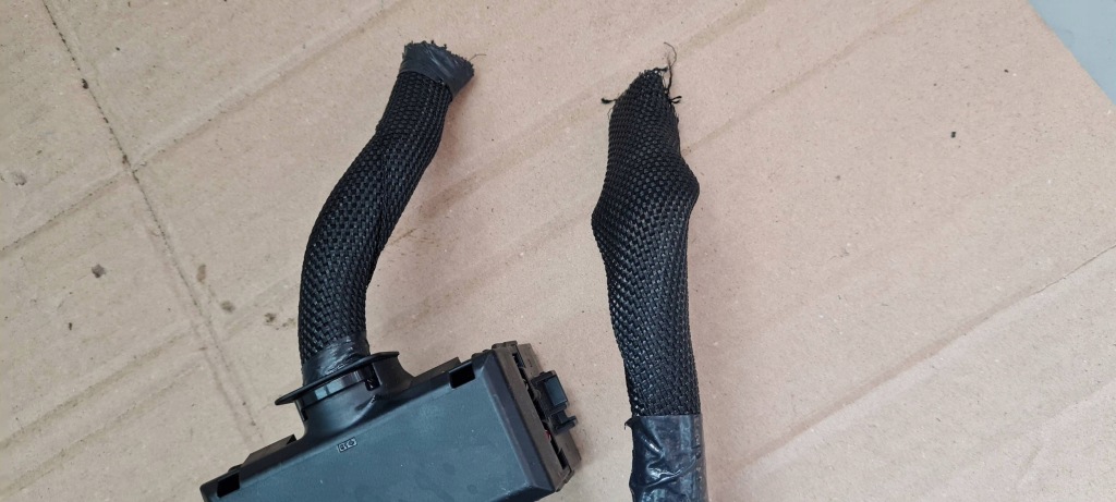 Купить Jeep grand cherokee wl 2022 штекер разъёмы коробка предохранителей