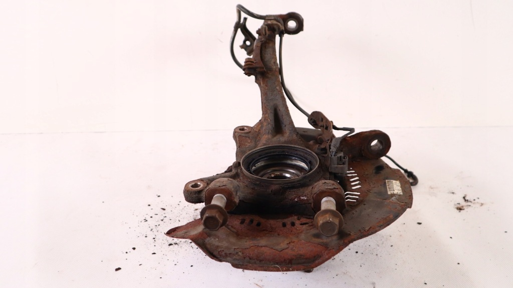 Toyota land cruiser 200 4.5 v8 ступица поворотный кулак левая перед Киев