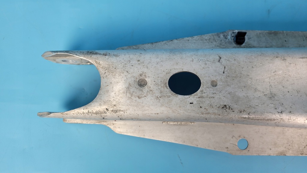 фото №6, Mercedes x247 glb 200 23r важіль правий задня a2473523700