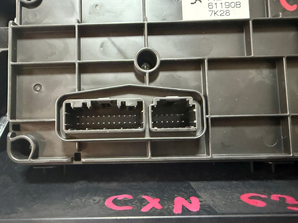 фото №11, Mazda cx-5 ii cx5 ii 17-24 панель управление кондиционера воздуховод kb8m61190b