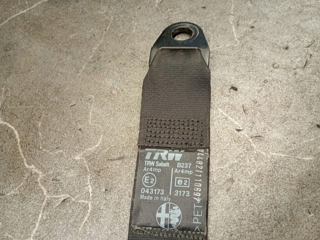 043173 ремінь безпеки правий перед alfa romeo 145 Київ