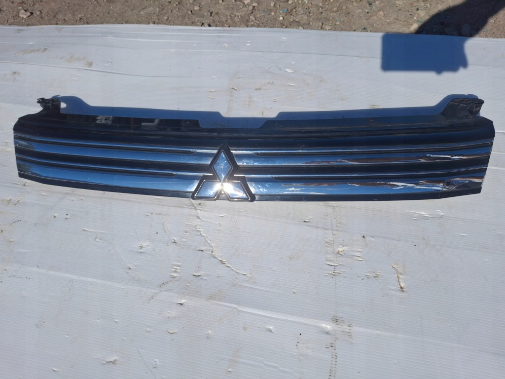 фото №1, Mitsubishi outlander iii решётка радиатора бампера 7450a643