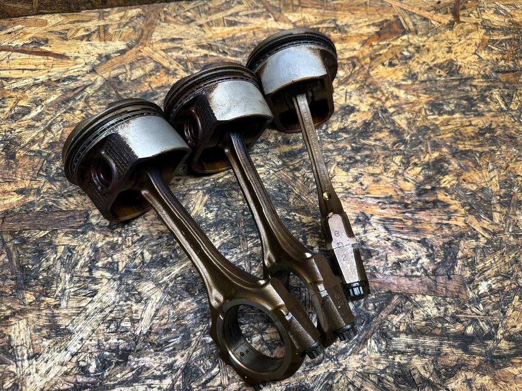 фото №6, Поршень шатун toyota 1.8 1zz fe