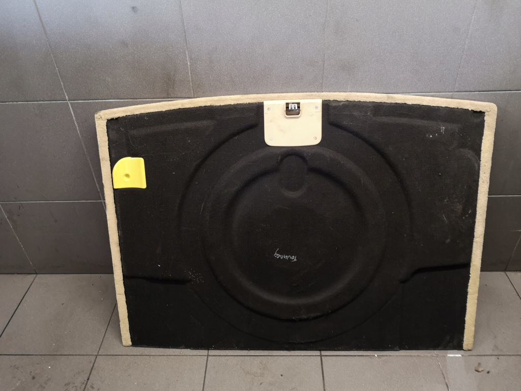 фото №10, Пол багажника кремовый vw touareg 7l6863546f