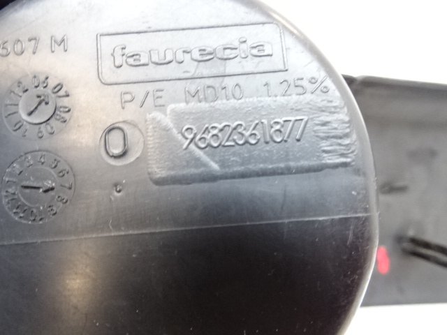 фото №10, Citroen c4 grand picasso защита подлокотник 9682361877