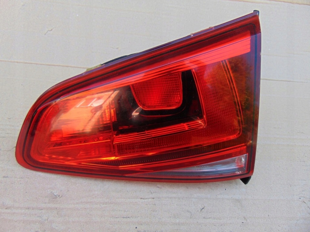 фото №1, Лампа правая задняя w крышка vw golf vii europa