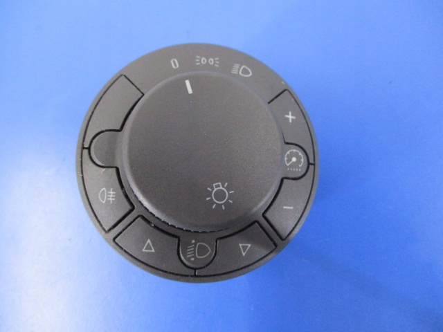 фото №1, Opel corsa d выключатель света 13249396ea