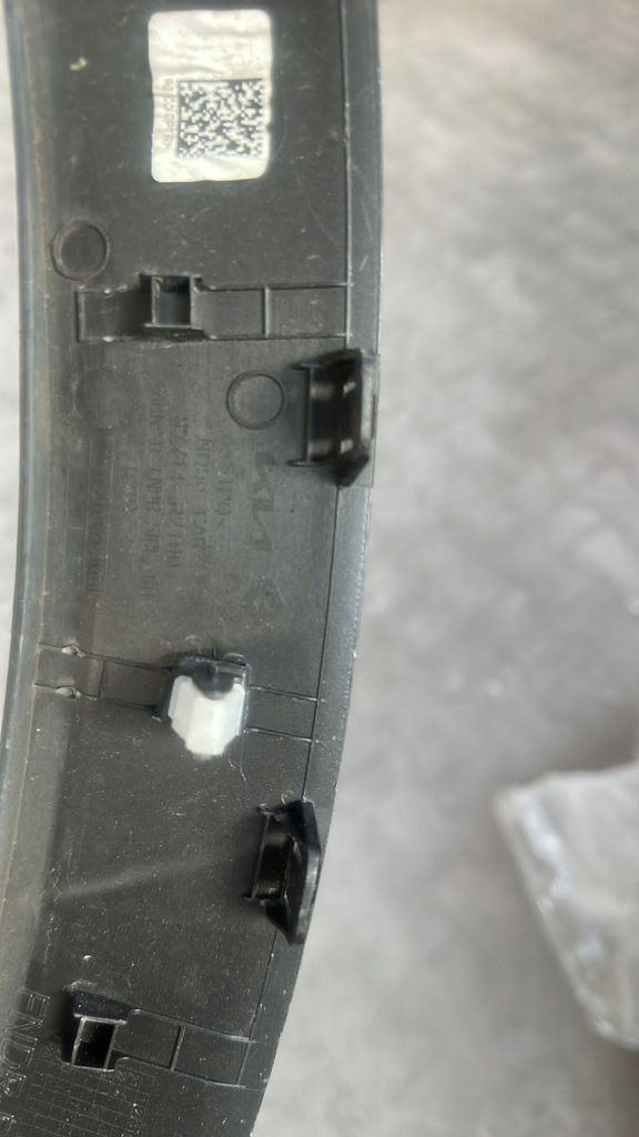 фото №4, Kia sportage 2021- молдинг na крила права перед