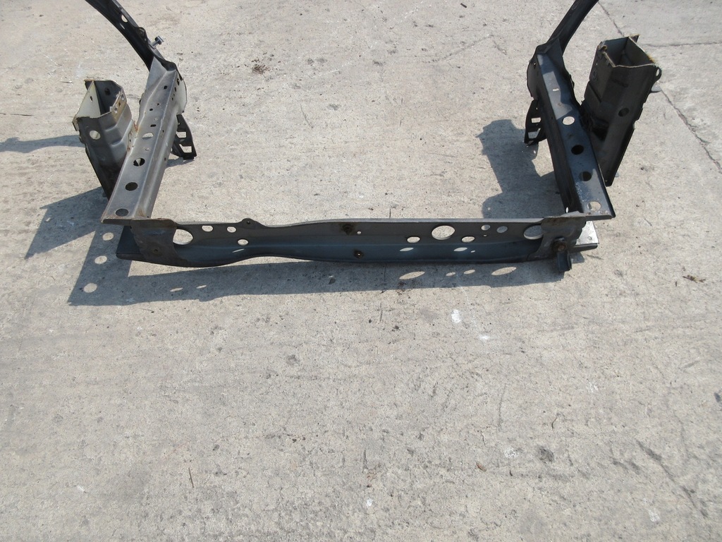 фото №6, Toyota yaris i 99-05 pas передній підсилювач