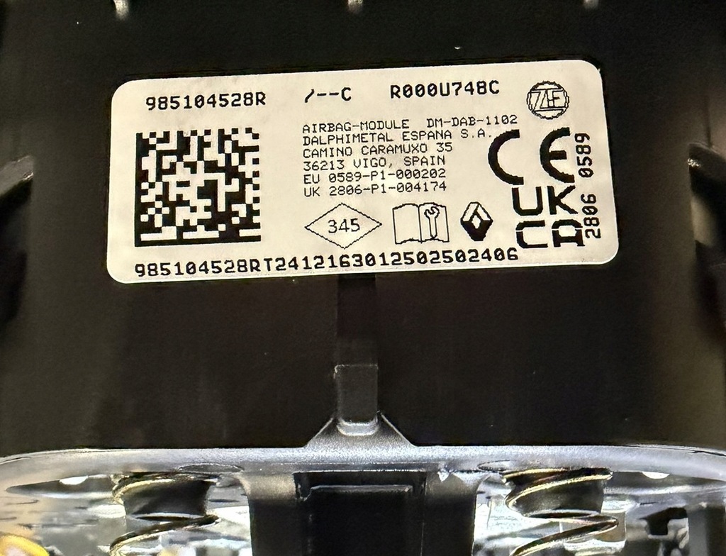 фото №8, Renault trafic iii iv lift 2024- консоль 681003689r 985259969r 985104528r