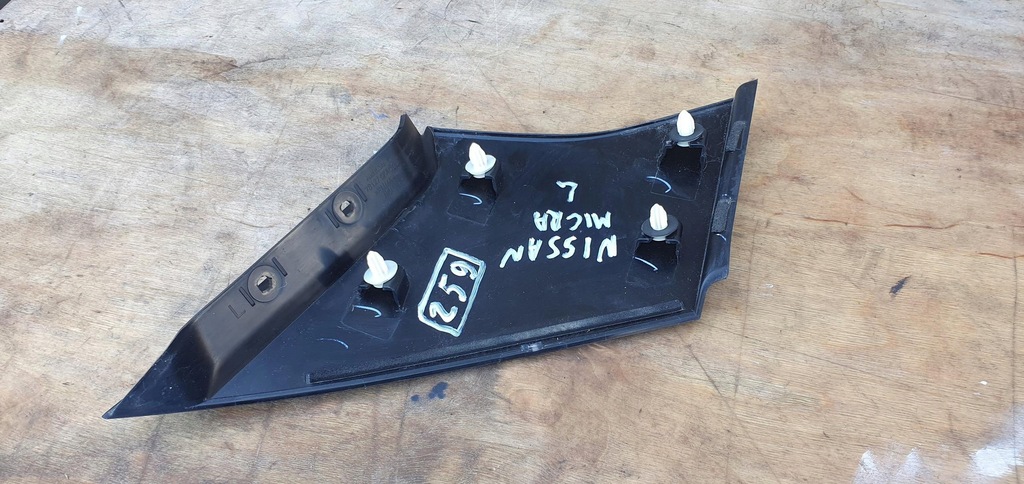 фото №9, Молдинг крила заднього ліва nissan micra k14 781275fa0b