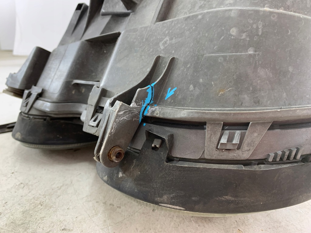 фото №8, Лампа права перед mercedes-benz e w210 144870